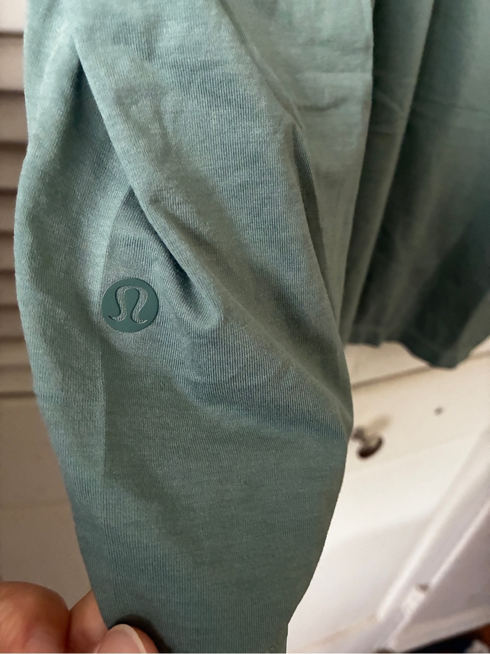 lululemon athletica Men's Short Sleeve Tees - Black & Teal - Picture 9 of 9